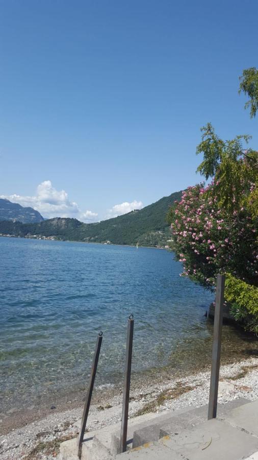 L'Oleandro Sul Lago D'Iseo B&B Сульцано Екстер'єр фото
