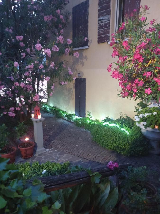 L'Oleandro Sul Lago D'Iseo B&B Сульцано Екстер'єр фото